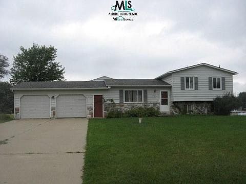 1st image of 6065 Meadowbreeze St