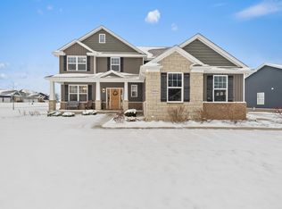 2333 Torrey Pine Ct, Howell, MI 48843