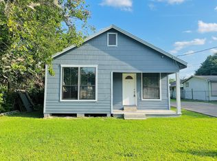 936 Bennington St, Houston, TX 77022