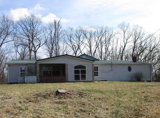6069 S State Road 45, Bloomfield, IN 47424
