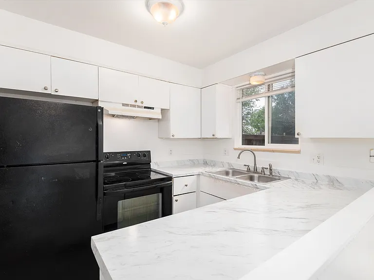 2280 Billings St — Photo 9