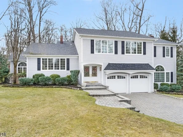 141 Forest Dr, Long Hill Twp., NJ 07980