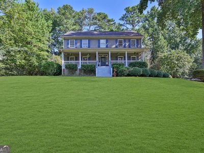 624 Deerwood Ln, Stone Mountain, GA, 30087