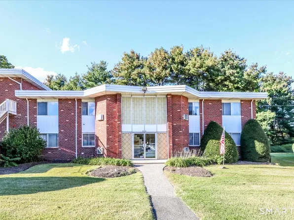 40 Candlewood Lake Road South #4, New Milford, CT 06776