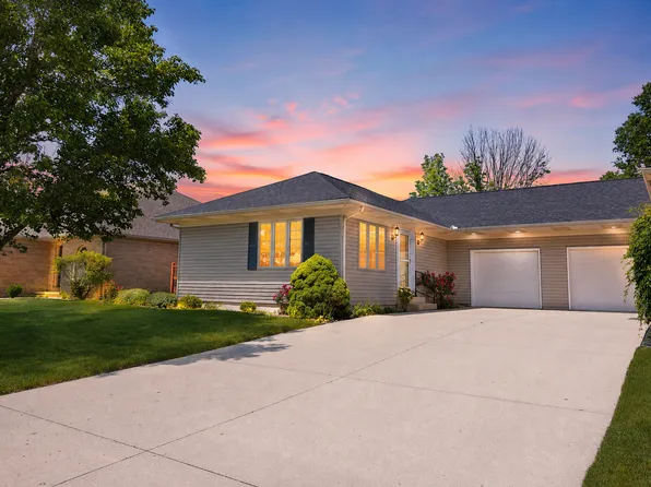 6 Melrose Pl, New Bremen, OH 45869