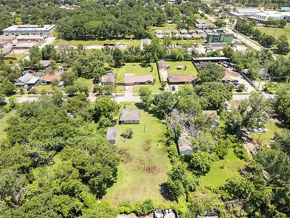 4th image of 310 Walthall Drive