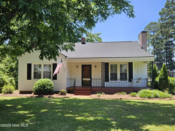 207 Stewart Avenue, Clinton, NC 28328