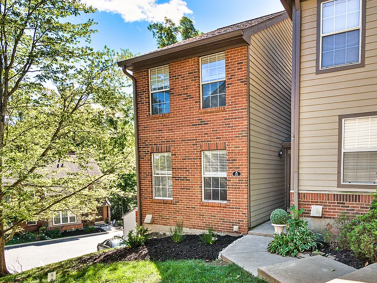 10555 Montgomery Rd #83 — Photo 11