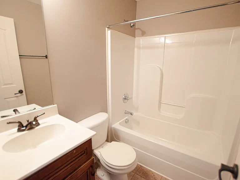 1209 Ash Ridge Dr #C — Photo 12