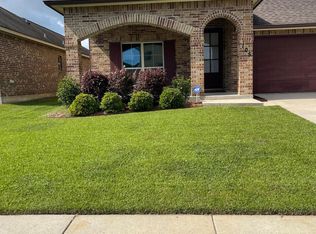 105 Cautillion Dr, Youngsville, LA 70592