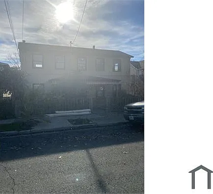 205 W 5th St