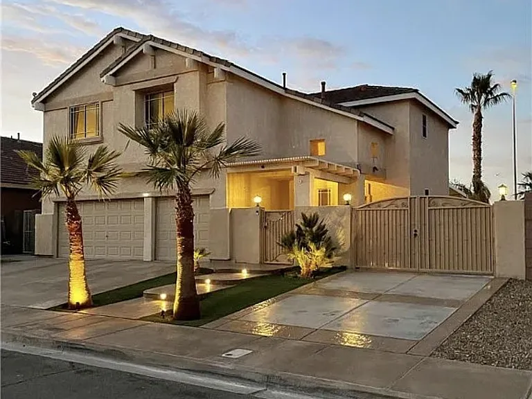 860 Viento Del Montagna Ave — Photo 4