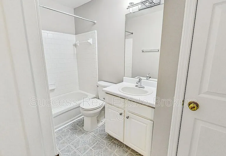 1645 Heyford Cir NW — Photo 38