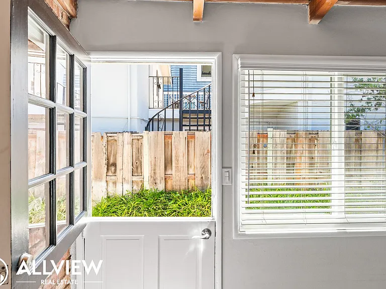 930 W. Balboa Blvd — Photo 16
