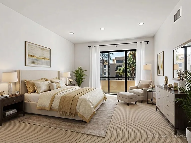 1880 Veteran Ave #211 — Photo 21