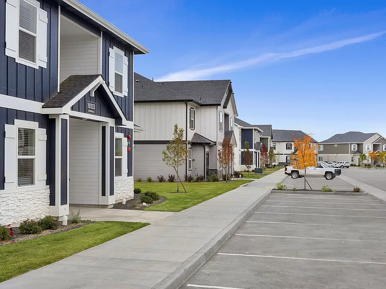 Mason Creek Apartments — Photo 1