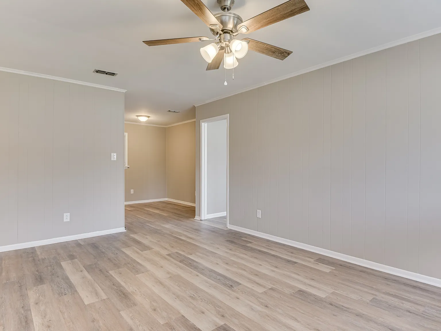 3330 Young Forest Drive - 1 — Photo 3