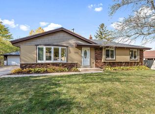 10416 W Sylvia St, Milwaukee, WI 53224