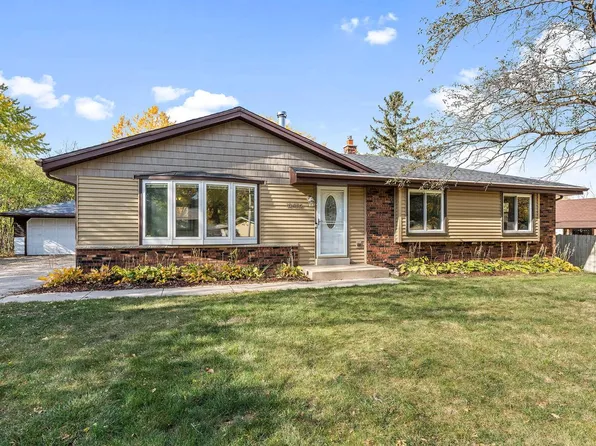 10416 West Sylvia STREET, Milwaukee, WI 53224