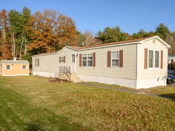 76 Pinehurst Dr, Plymouth, MA 02360