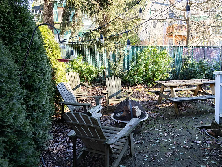 1010 SE 15th Ave #1010 — Photo 3