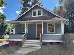 63 Pierrepont Rd, Newton, MA 02462