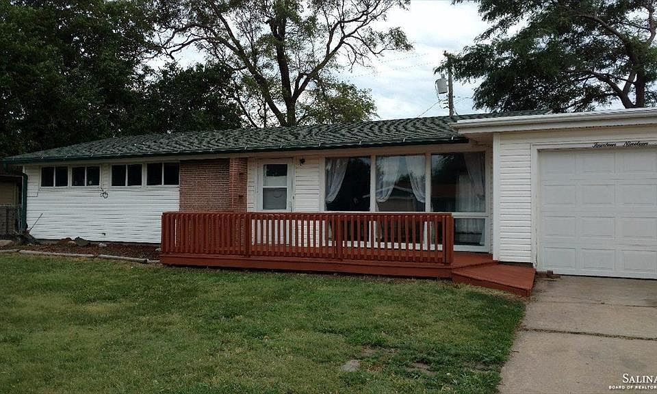 1st image of 1419 Brittany Ave
