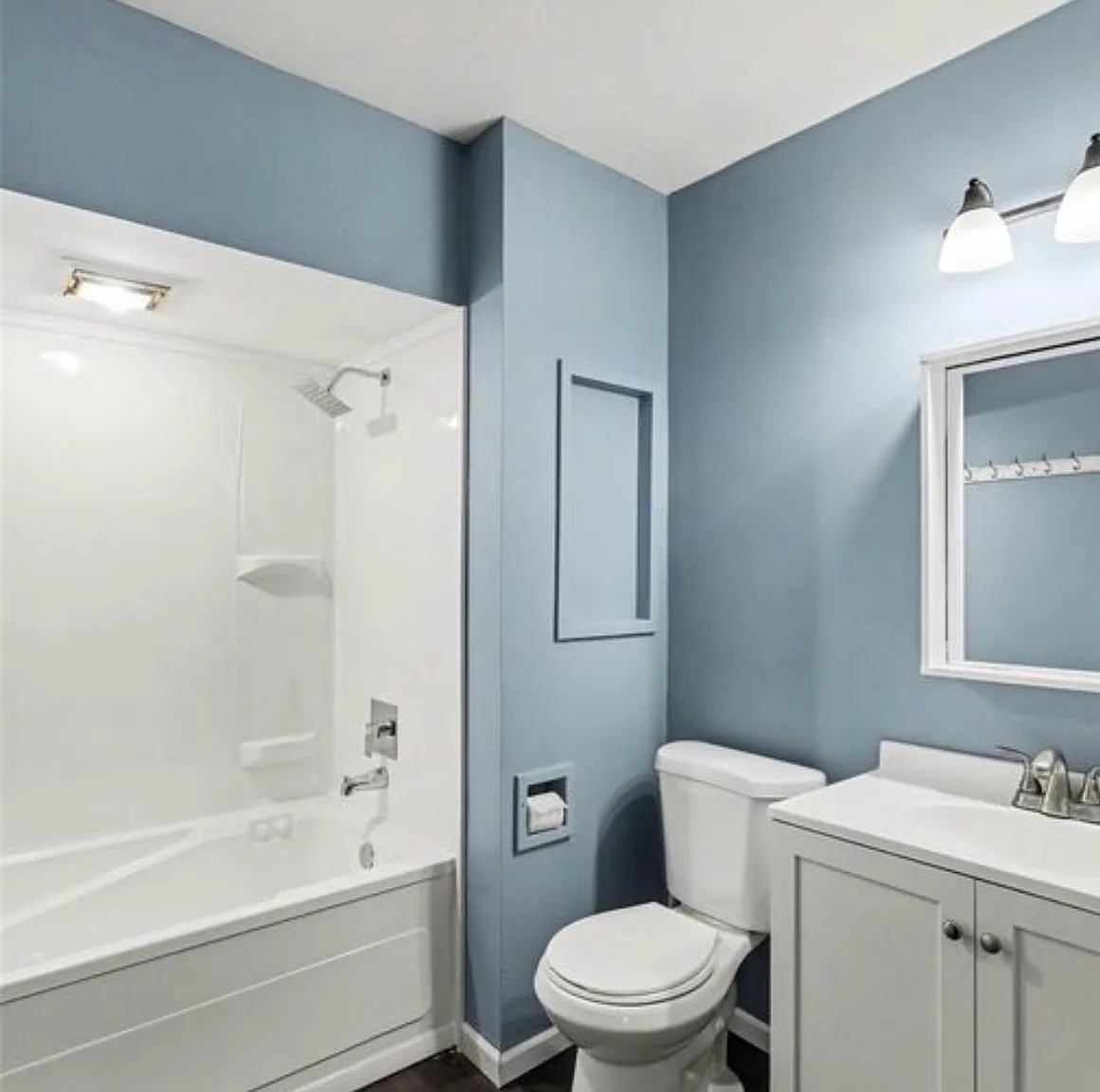 4 bed, 1924 sqft, $1,600 — Photo 3