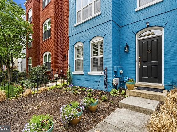 2nd image of 2116 12th St NW