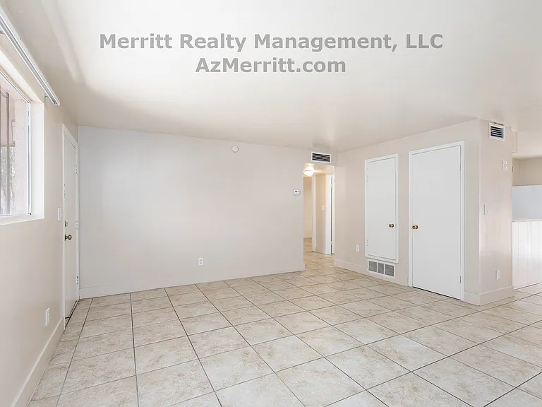 3673 E Bermuda St — Photo 4