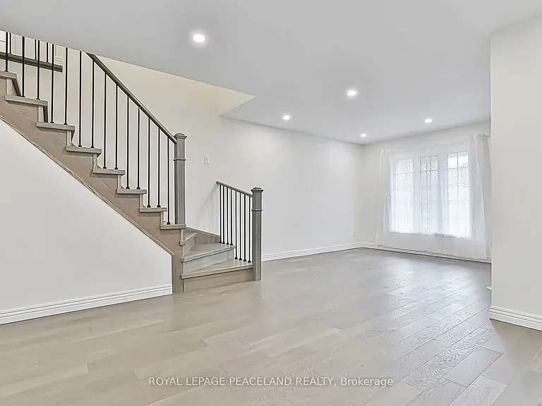 241 Fred McLaren Blvd — Photo 9
