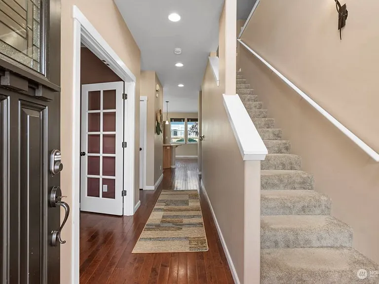 2886 SW Berwick Dr — Photo 3