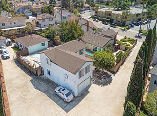 5676 Chateau Dr, San Diego, CA 92117