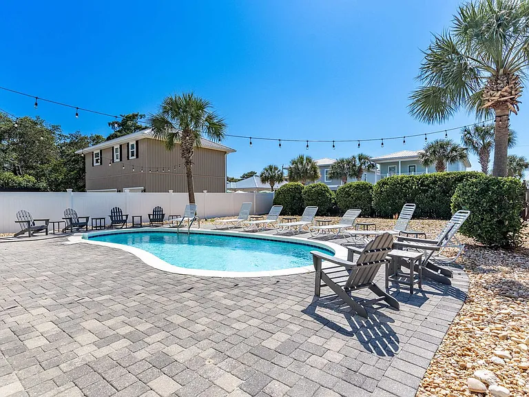 94 Dolphin St #ID1285918P — Photo 31
