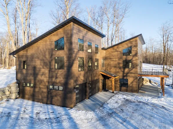 30167 Nicholas St, Grand Rapids, MN 55744