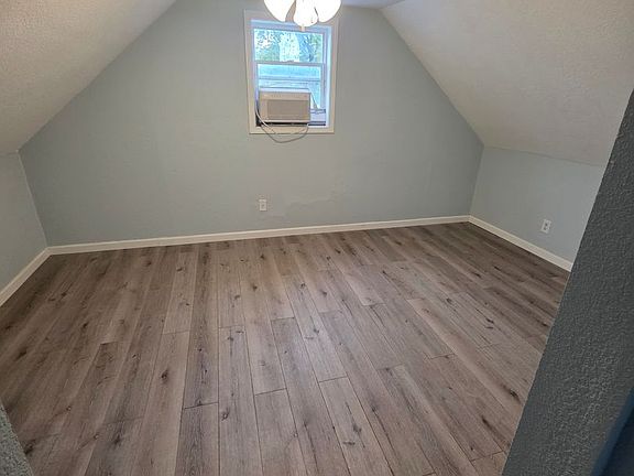 5th image of 714 S 6th St #1