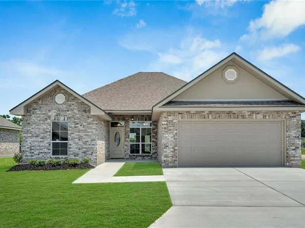 721 Rue St, Terrytown, LA 70056