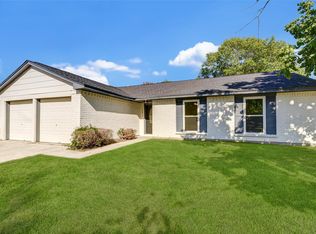 16813 Gleneagle Dr N, Conroe, TX 77385