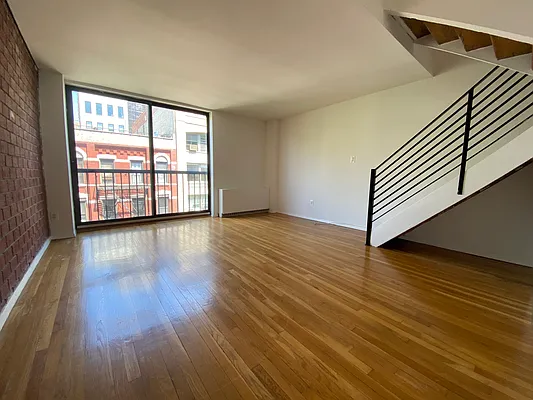 Rented by AZ REALTY NYC LLC | media 12