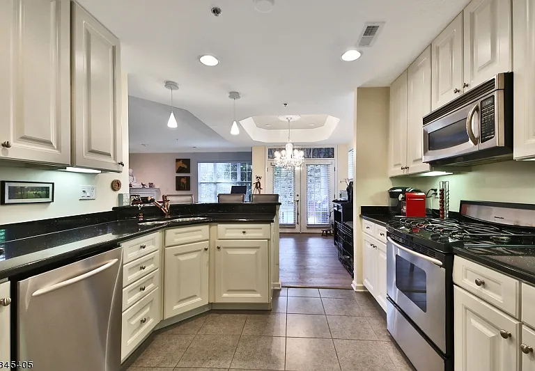 22 Taft Ln — Photo 13