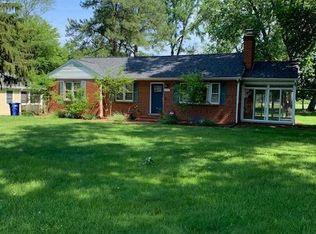 1200 Cedar Dale Ln, Alexandria, VA 22308