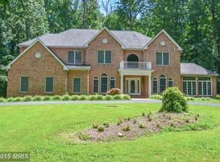 4 Red Tree Ln, Reisterstown, MD 21136
