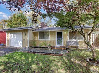 3325 SW Hume St, Portland, OR 97219