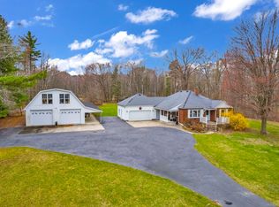 2828 Lakeshore Rd, Applegate, MI 48401