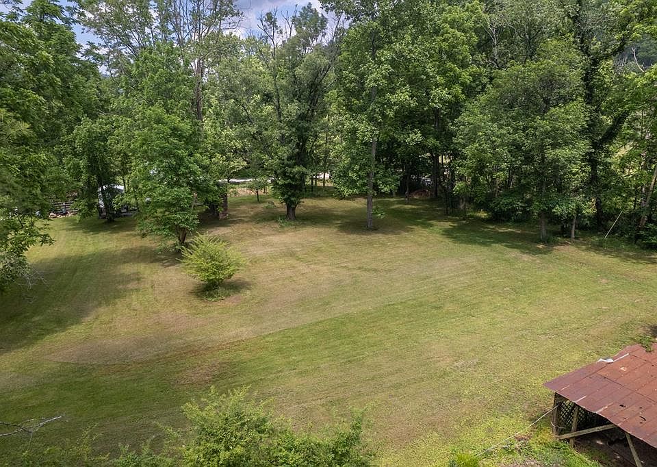 1st image of 19 Tobacco Rd