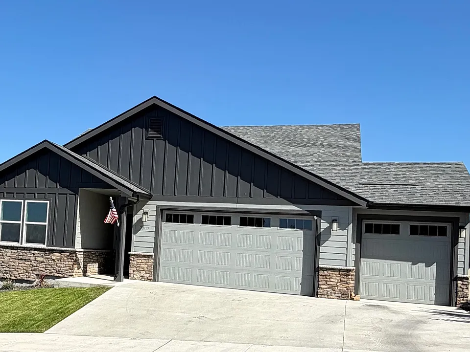 20715 E Valley Vista Dr