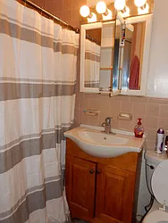 Rented by Aimee Grodanz, LREB