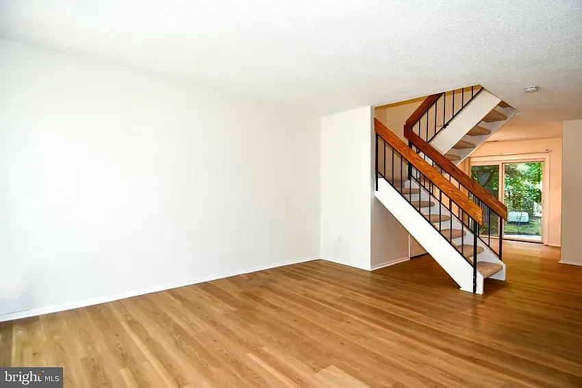 2 bed, 1197 sqft, $2,800 — Photo 4