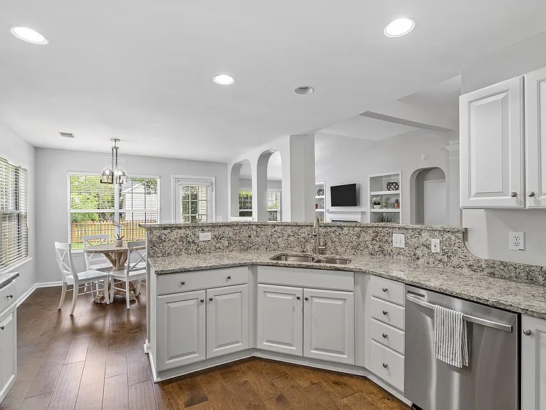 324 Rice Bay Dr — Photo 6