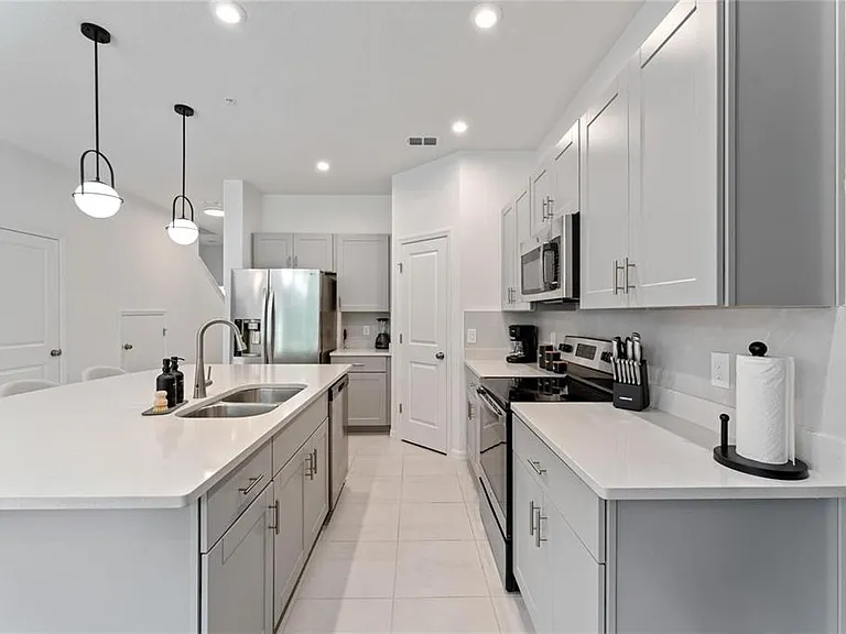 2125 Crystal Bell St — Photo 15